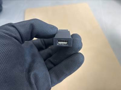 Opel Astra J USB Aljzat 11515 13348688