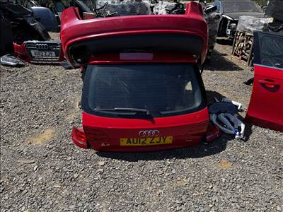Audi A4 (B8 - 8K) kombi csomagtérajtó 