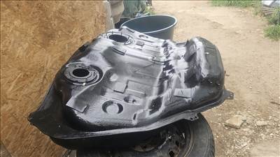 Subaru Outback III (BL/BP) Üzemanyag tank 