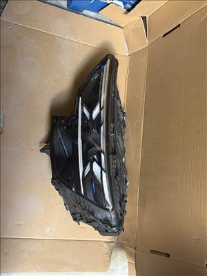 Audi Q8 bal fényszóró  4m8941085