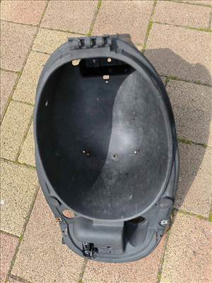 Italjet torpedo 50 sisaktartó