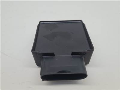 Volkswagen Golf VII 1.6 CR CLH üzemanyag szivattyú relé (33522) 5q0906121d