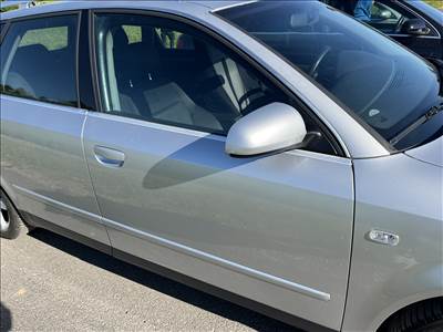 Audi A4 (B6) Jobb első ajtó LY7W