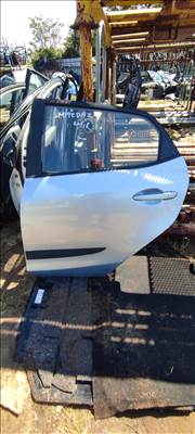 Mazda 2 (DY), Mazda 2 (DE) Bal hátsó ajtó 
