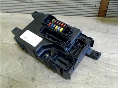 FIAT GRANDE PUNTO 05.10- Biztosítéktábla BCM BSI BSM SAM GEM modul Utastér
