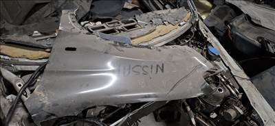 Nissan Qashqai gyári bal első sárvédő eladó.