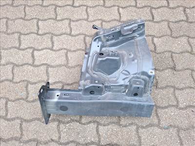 Kia Sportage (QL) jobb első negyed