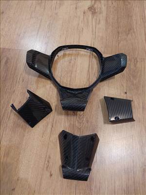 Lamborghini Aventador karbon kormány közép