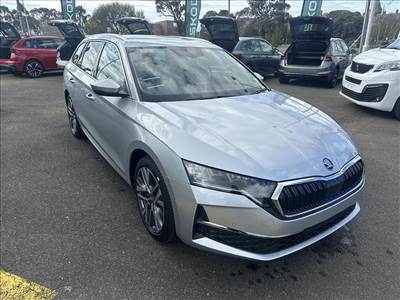 Skoda Octavia IV (5E3) facelift karosszéria elemek