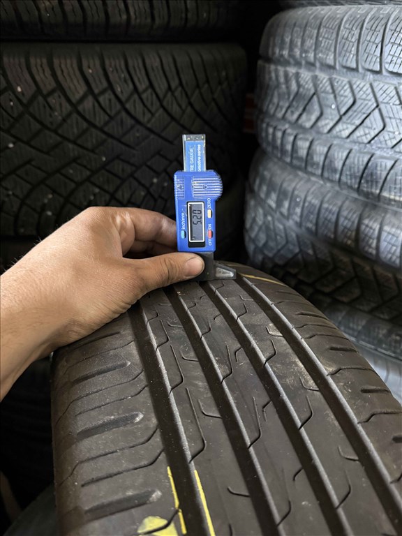 205/60 r16 Continental 2022 nyárigumi 4db eladó 205/60r16  7. kép