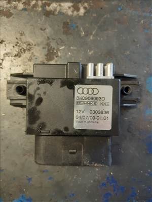 Audi A4 B8 Üzemanyag Pumpa Relé