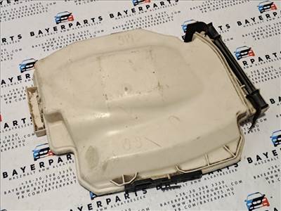 BMW E90 E91 E92 E93 E81 E82 E87 E88 E84 X1 computer elektromos doboz fedél burkolat borítás 