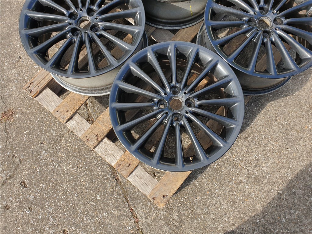 17" 4x100 Mini 4. kép