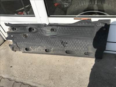 Volkswagen Passat B7 jobb padlólemez takaró 3C0825202H