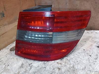 Mercedes B-osztály W245 Jobb Külső Hátsó Lámpa *153012*