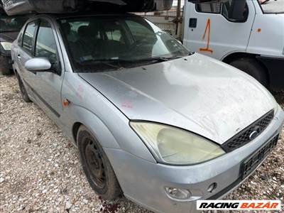 Ford Focus Mk1 Jobb első Dobbetét (Kerékjárati, Műanyag) *160486*