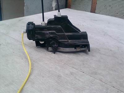 MERCEDES A W168 1997.10.01-2001.04.30 Bal hátsó ajtó zárszerkezet központi záras