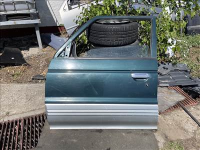 Mitsubishi Pajero II Bal első ajtó 