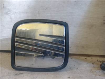 SEAT CORDOBA 99-02 Csomagtérajtó kilincs