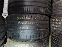  325/30/23"  Pirelli nyári gumi 