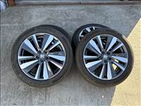 Peugeot 3008 gyári alufelni szett, 5x108 19" nyári gumikkal 9809685477