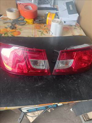 Renault Clio IV Jobb Bal hátsó lámpa 