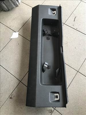 Volkswagen Jetta V hátfal burkolat 1K5863485