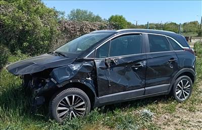 Opel Crossland X ajtó üveg ajtóüveg , bal első