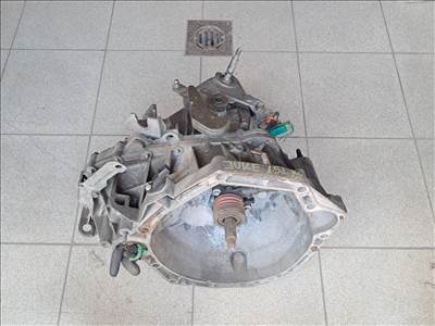 Nissan Juke I 1.5 diesel váltó TL4A120