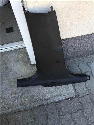 Skoda Octavia III bal B oszlop takaró 5E0853369