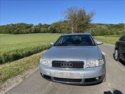 Audi A4 (B6) Motorháztető LY7W