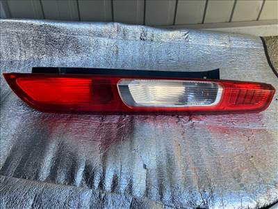 Ford Focus Mk2 jobb hátsó lámpa  m5113404a