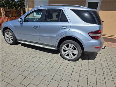 Mercedes ML-osztály W164 Ml 164 facelift komplett oldalajtók 