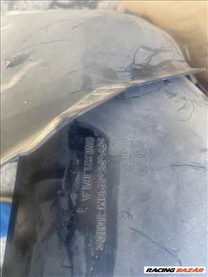 Audi A4 (B9 - 8W) Hátsó kerék járati dobbetét  8w0821171a 8w0821172a
