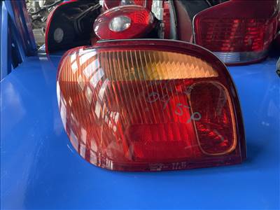 Toyota Yaris (XP10) Bal hátsó lámpa 5 ajtós