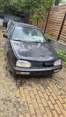 Volkswagen Golf III (A3 Typ 1H) 3 ajtó bontott alkatrészei vagy egyben bontásra eladó