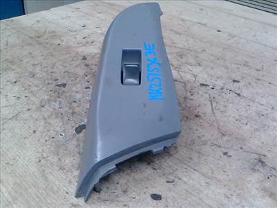 NISSAN ALMERA 03- Jobb első ablakemelő kapcsoló
