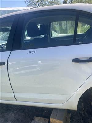 Skoda Octavia III. 5ajtóshoz bal hàtsó ajtó