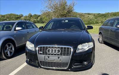 Audi A4 (B7) Első lökhárító LZ9Y