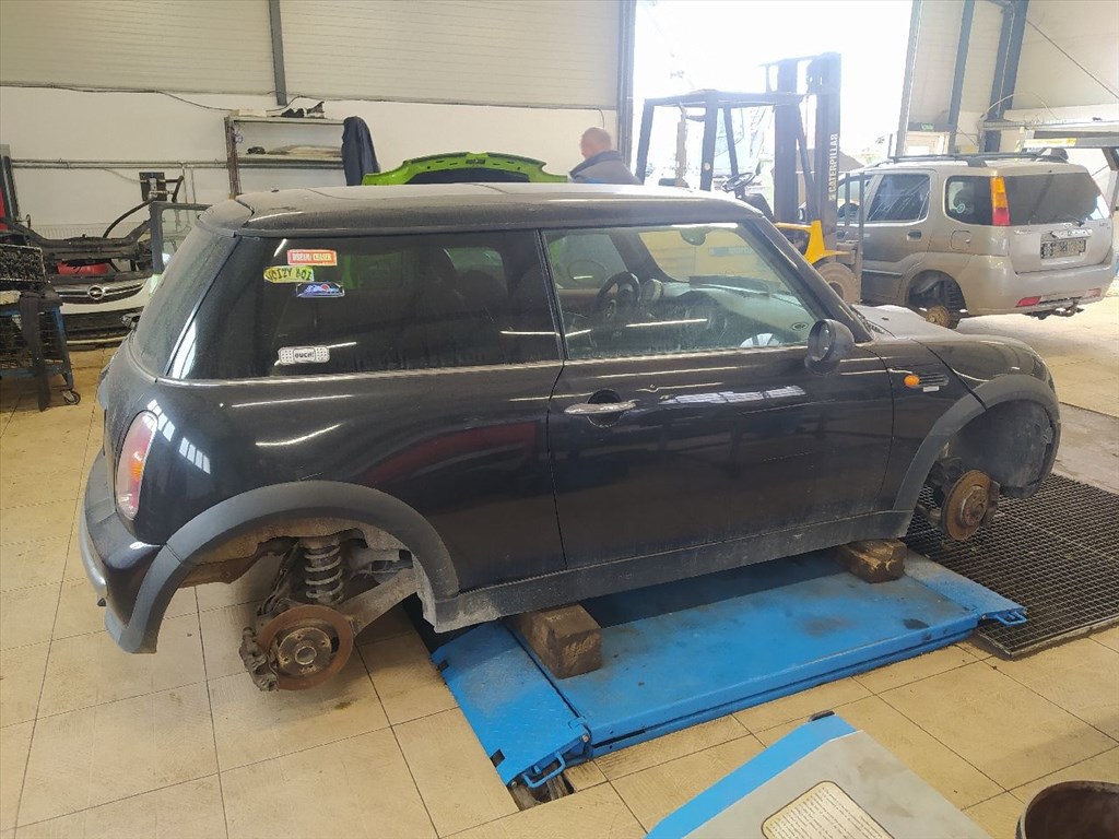 MINI MINI (R50, R53) One - Bontódik! 7. kép