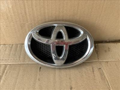 Toyota Yaris/Auris embléma 7531102140
