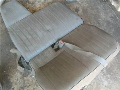 Mazda E 2200 dupla ülés 