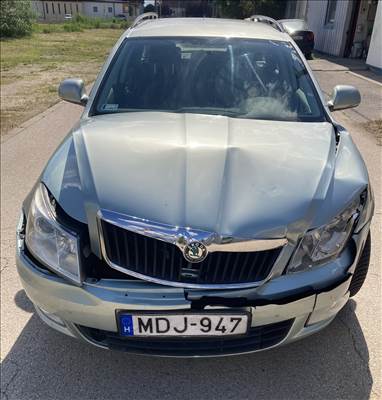 Eladó Skoda Octavia Combi 1.6 TDI (1598 cm³, 105 PS)