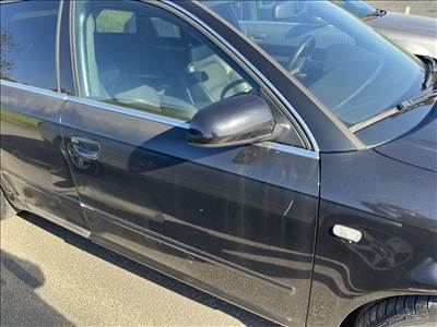Audi A4 (B7) Jobb első ajtó LZ9Y 