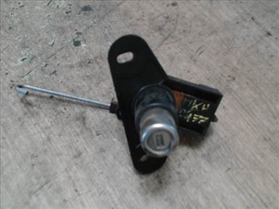 OPEL CORSA C COMBO 00.09-11.09 Csomagtérajtó dugózár