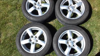  5x114.3 osztású 7J 16" alufelni nyári gumi Renault Nissan Kia Hyundai Suzuki Toyota Honda stb.