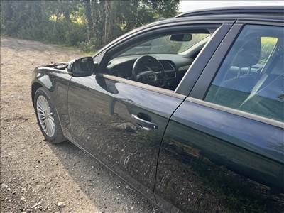 Audi A4 (B8 - 8K) Bal első ajtó LZ9Y