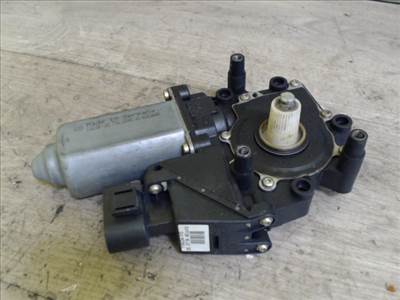AUDI A3 96-00 Jobb első ablakemelő motor