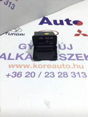 Kia Ceed ED Hyundai i30 FD aux ipod csatlakozó 961201H550-BON