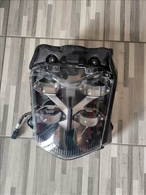 Yamaha Tenere 700 25- első lámpa sérült 